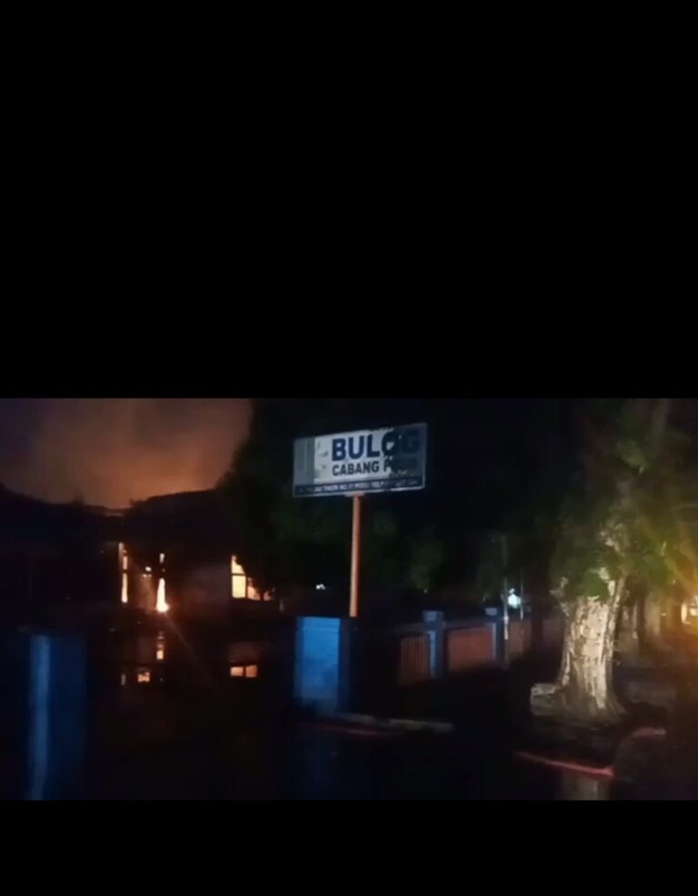Kebakaran di Kantor Bulog Poso Sulteng  Kerugian Mencapai Rp 550 Juta